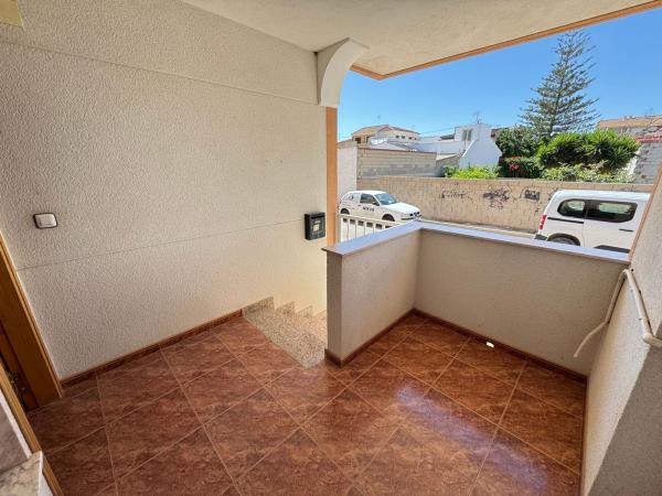 Продажа квартиры на Piso en Calle Miguel Servet s/n, Zona Pueblo, Pilar de la Horadada, Пилар де ла Орадада
 photo 3