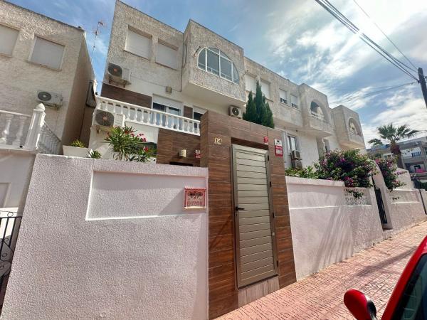 Duplex en venta en Dúplex en Calle Manuel Galián, Avenida Habaneras - Curva de Palangre, Torrevieja, Torrevieja thumbnail 3