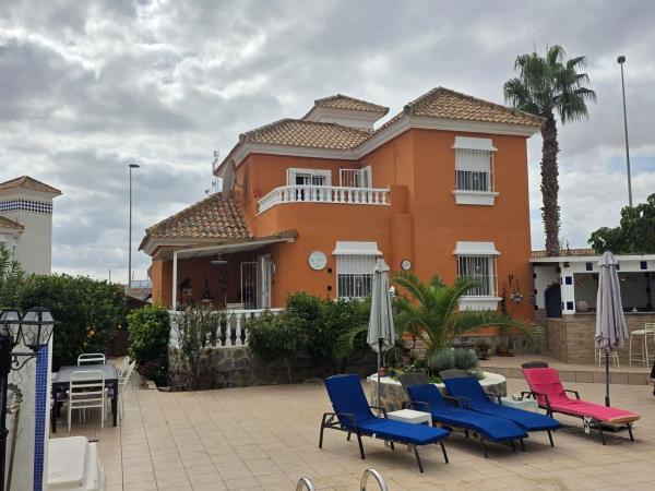 Casa o chalet independiente en Pinar de Campoverde, Pilar de la Horadada thumbnail 1