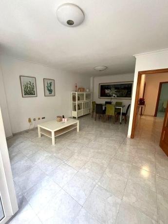 Venta de piso en Piso en Centro - Muelle Pesquero, Torrevieja, Torrevieja
 photo 1