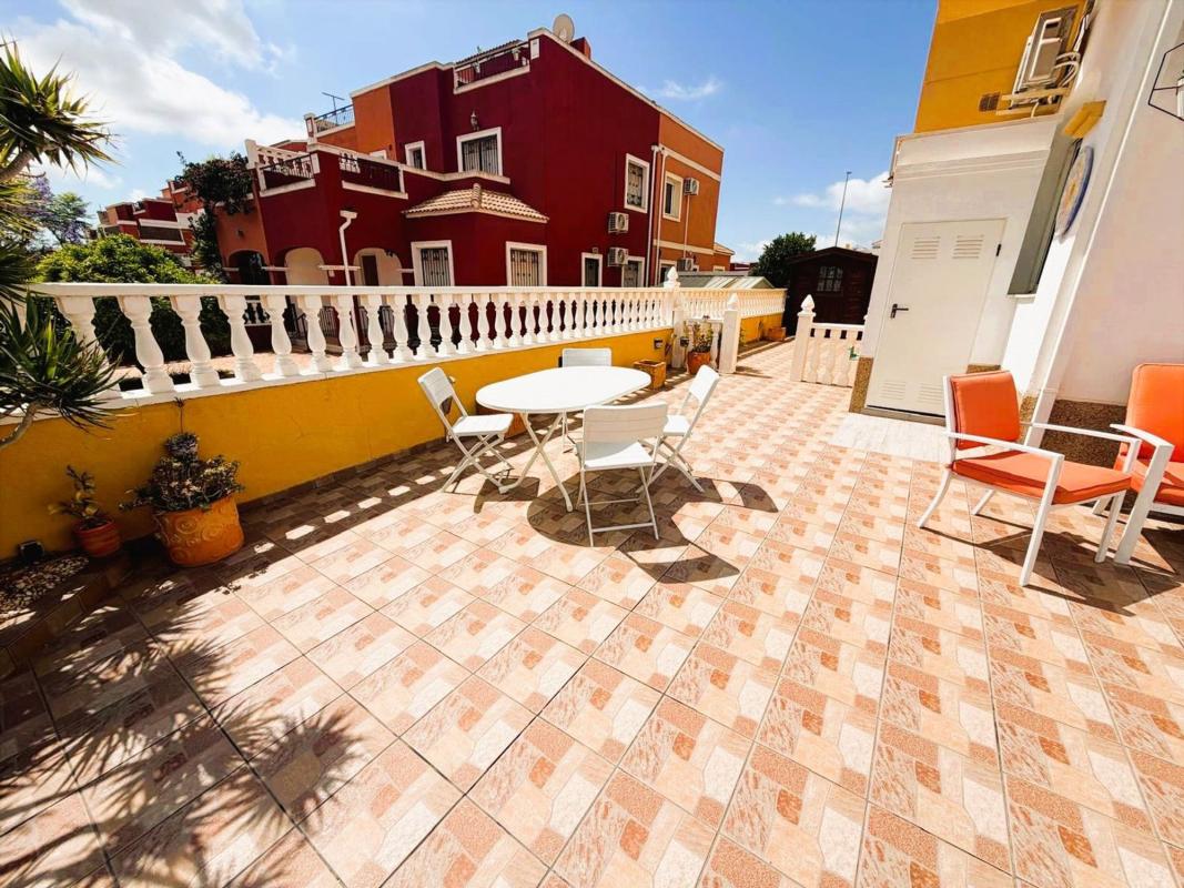 Продажа квартиры на Piso en Avenida Riegos de Levante, Los Montesinos, Лос-Монтесинос
photo 3