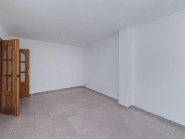 Sale of flat in Piso en Calle Murillo, Calpe Pueblo, Calpe, Calpe
thumbnail 2