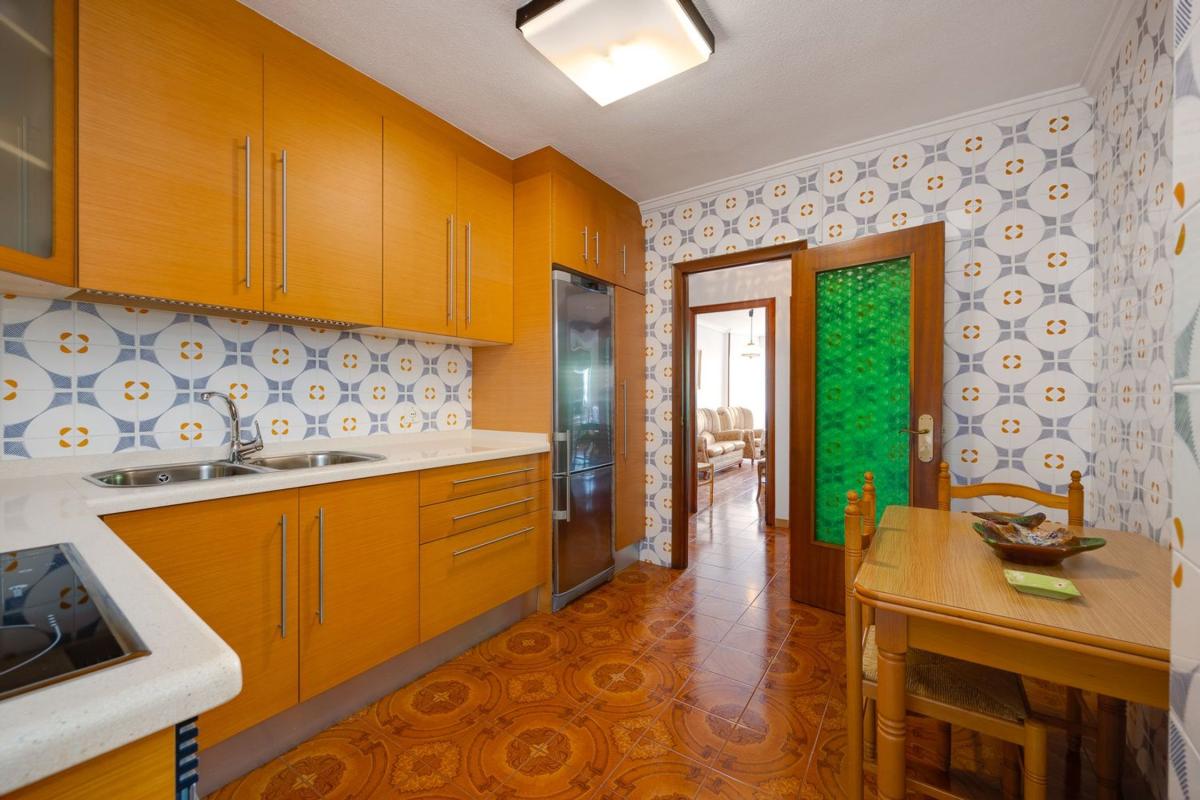 Продажа квартиры на Piso en Centro - Muelle Pesquero, Torrevieja, Торревьеха
photo 3