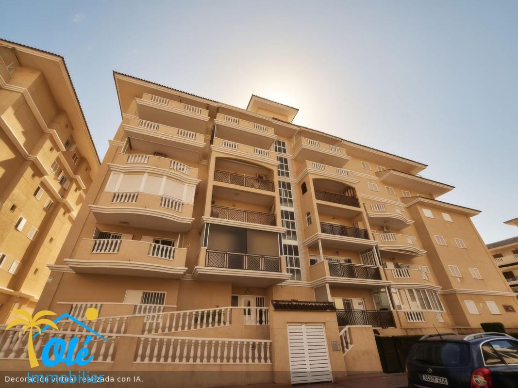 Sprzedaż mieszkania w Piso en Los Europeos, Torrevieja, Torrevieja
photo 1