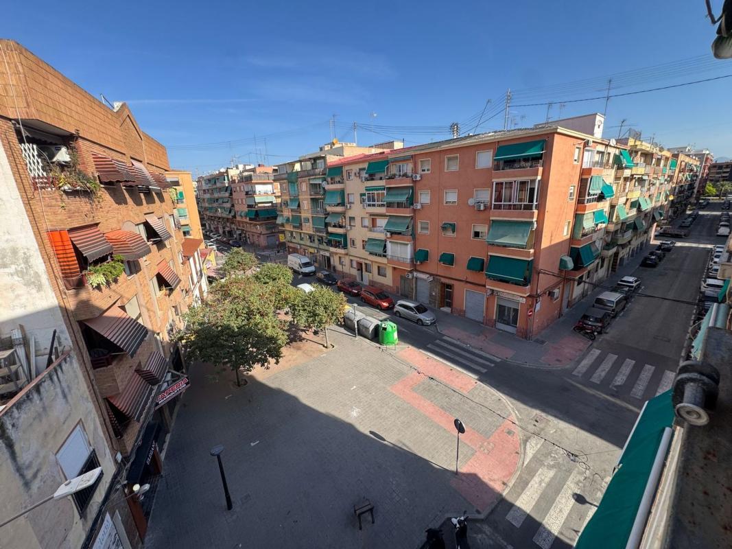 Продажа квартиры на Piso en Calle Cánovas del Castillo, 50, Carolinas Altas, Alicante / Alacant, Аликанте / Алакант
photo 2