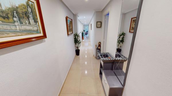 Piso en venta en Piso en Vicente Chavarri, La Florida, Alicante / Alacant, Alicante / Alacant photo 2