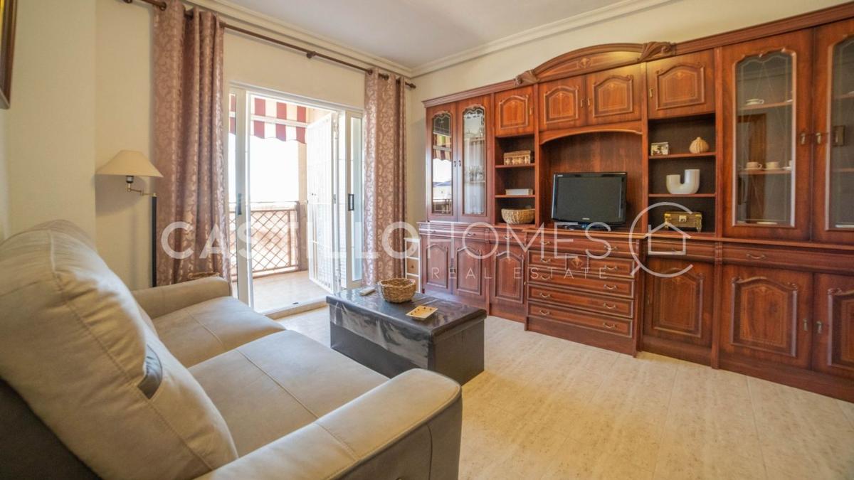 Venta de piso en Piso en Los Europeos, Torrevieja, Torrevieja
 photo 2