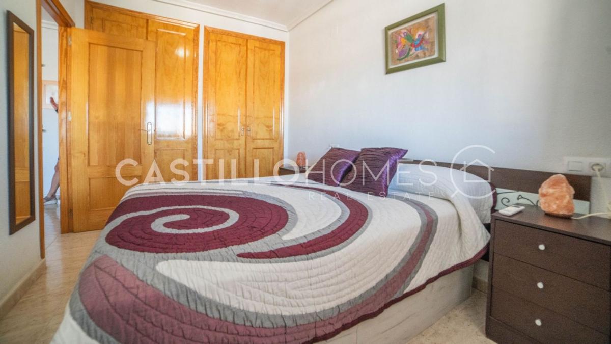 Venta de piso en Piso en Los Europeos, Torrevieja, Torrevieja
 photo 5