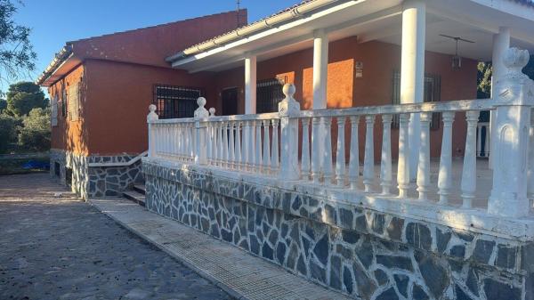 Casa o chalet independiente en Algarrobo, 7, Los Girasoles, San Vicente del Raspeig photo 1