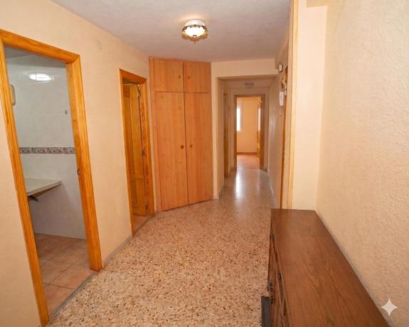 Sale of flat in Piso en Avenida de la Comunitat Valenciana, Pueblo Levante, Benidorm, Benidorm
thumbnail 3