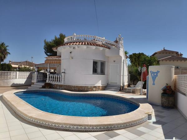 Casa o chalet independiente en Calle Tulipán, 5, Blue Lagoon - Galán, San Miguel de Salinas photo 1