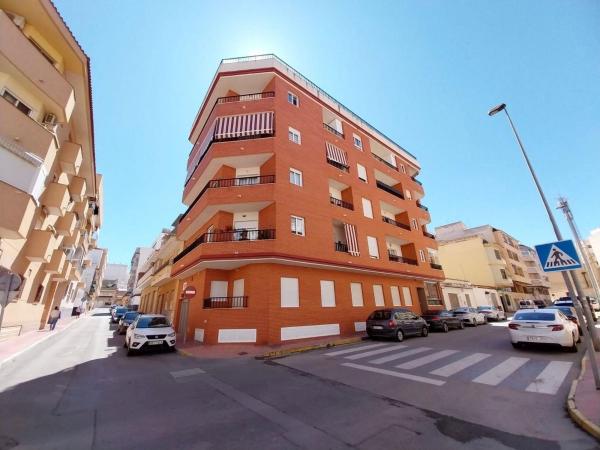 Sprzedaż mieszkania w Piso en Zona Pueblo, Guardamar del Segura, Guardamar del Segura
photo 1