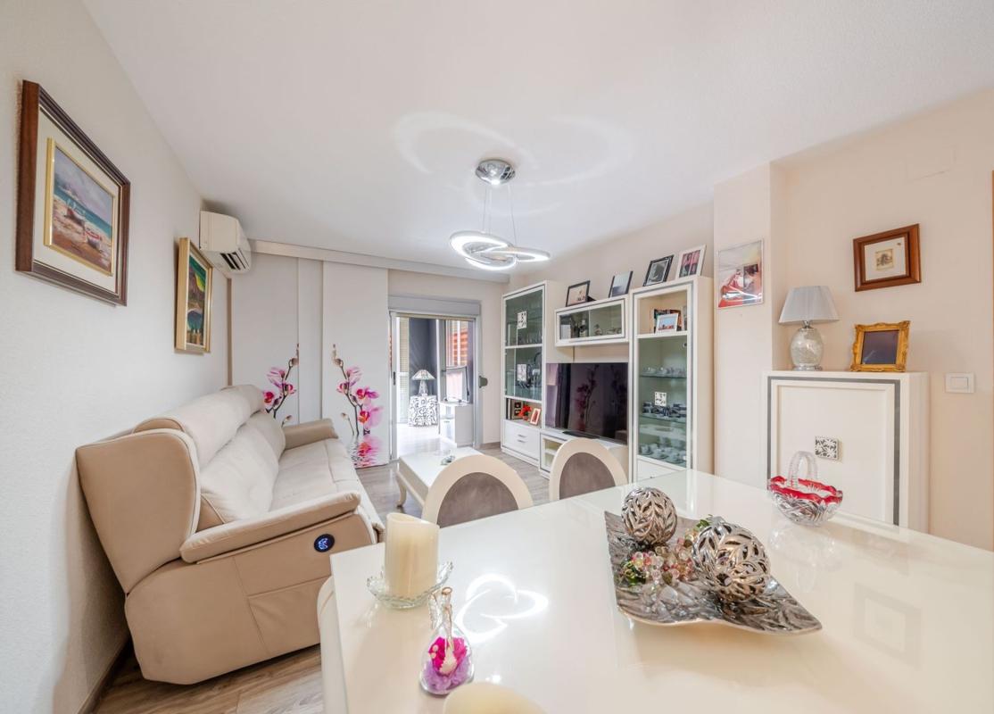 Sale of apartment in Piso en Avenida Juan Fuster Zaragoza, Zona Rincón Bajo, Benidorm, Benidorm
photo 3