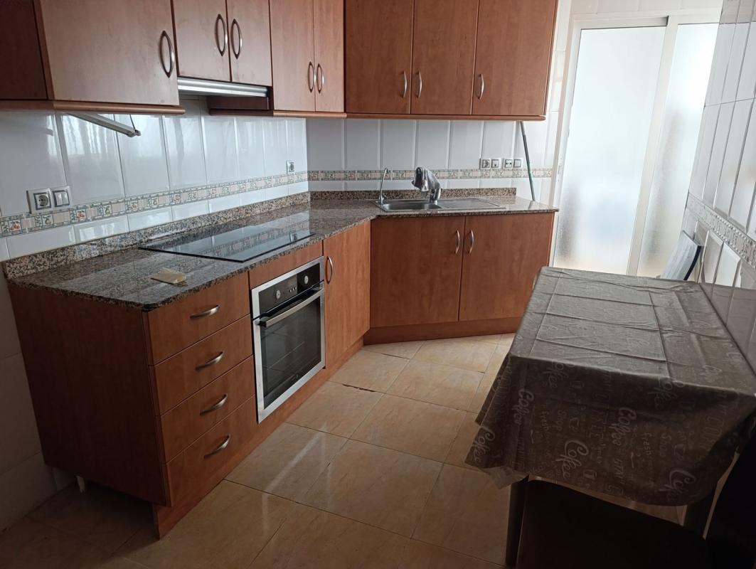 Sprzedaż mieszkania w Piso en Calle Alfredo Sánchez Torres, 27, San Crispín, Elche / Elx, Elche / Elx
 photo 5