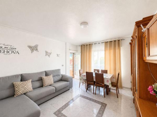 Sale of flat in Piso en Calle Crevillent, Zona Pueblo, Guardamar del Segura, Guardamar del Segura
 photo 1