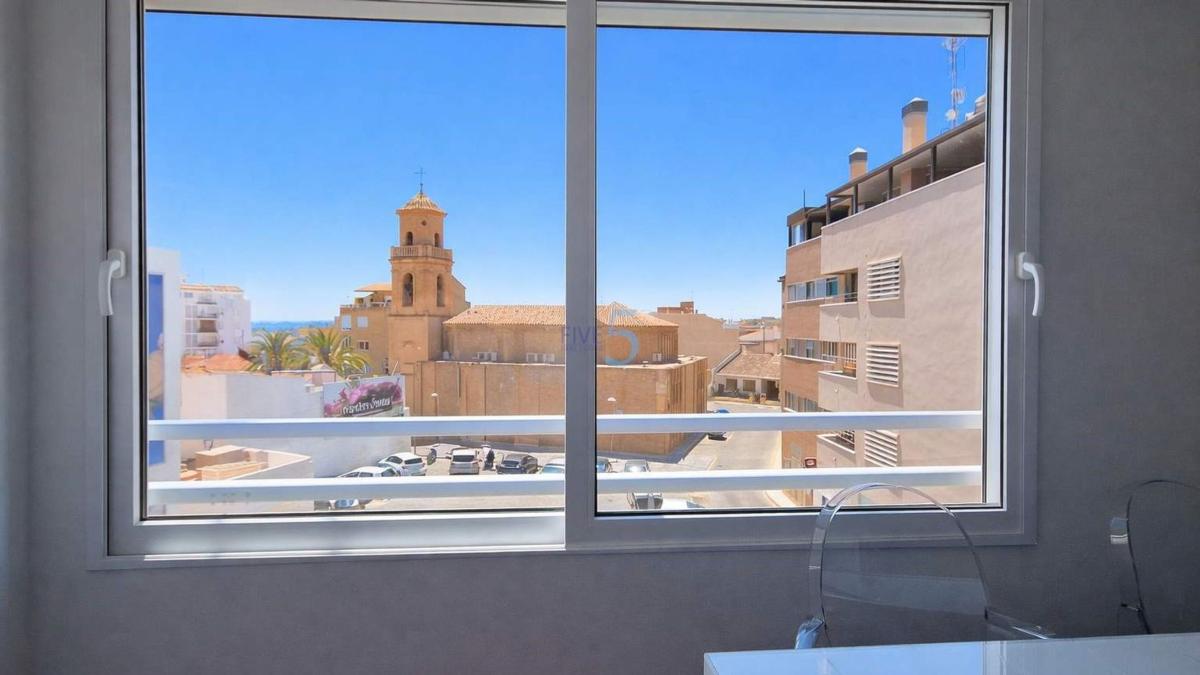 Продажа квартиры на Piso en Zona Pueblo, Pilar de la Horadada, Пилар де ла Орадада
 photo 3