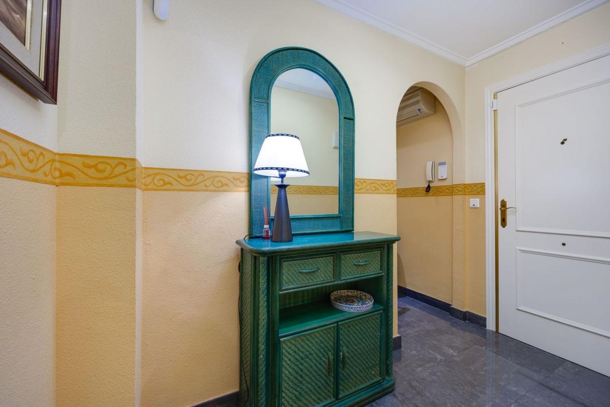 Venta de piso en Piso en Avenida de la Purisima, 21, Playa del Cura, Torrevieja, Torrevieja
photo 3