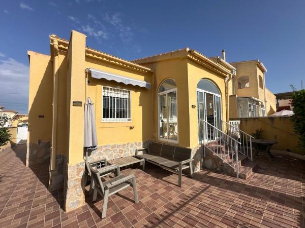 Independent chalet for sale in Casa o chalet en San Fulgencio, San Fulgencio
thumbnail 1