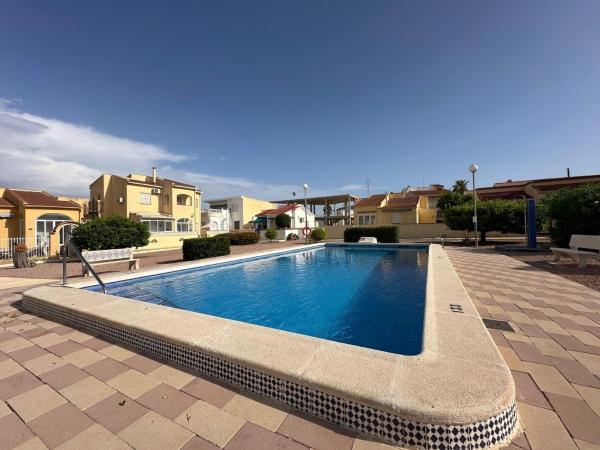 Independent chalet for sale in Casa o chalet en San Fulgencio, San Fulgencio
thumbnail 2