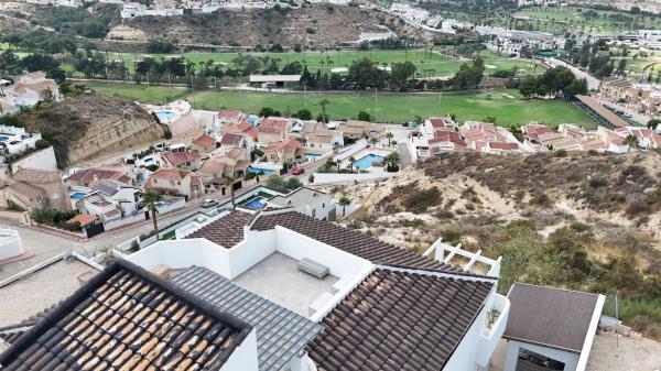 Частный шале на продаже в  Casa o chalet en Calle Murillo, 52, Centro de la Ciudad Quesada, Rojales, Рохалес photo 4