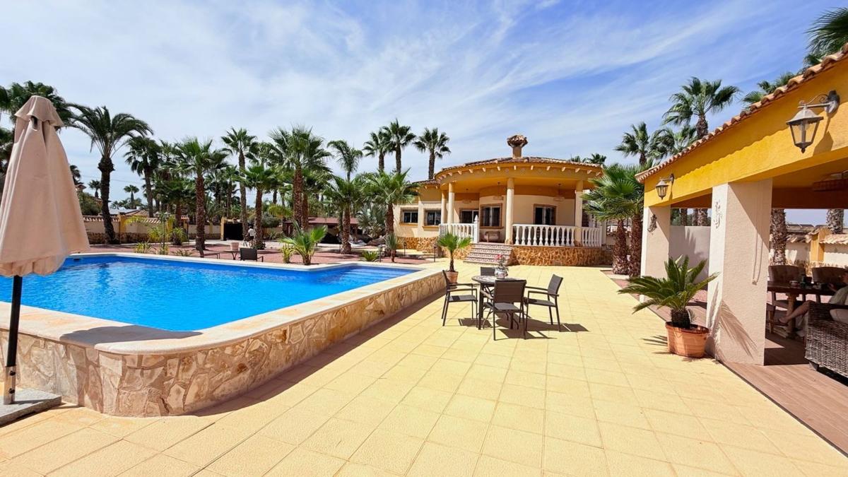 Продажа загородного участка в  Finca rústica en Catral , Катрал photo 2