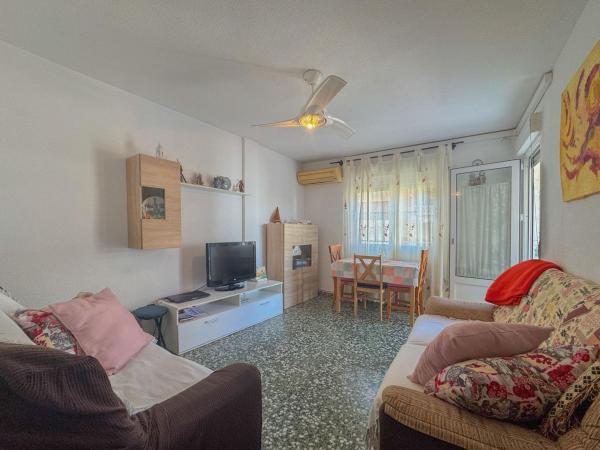 Продажа квартиры на Piso en Las Piscinas Naturales, Torrevieja, Торревьеха
 photo 1