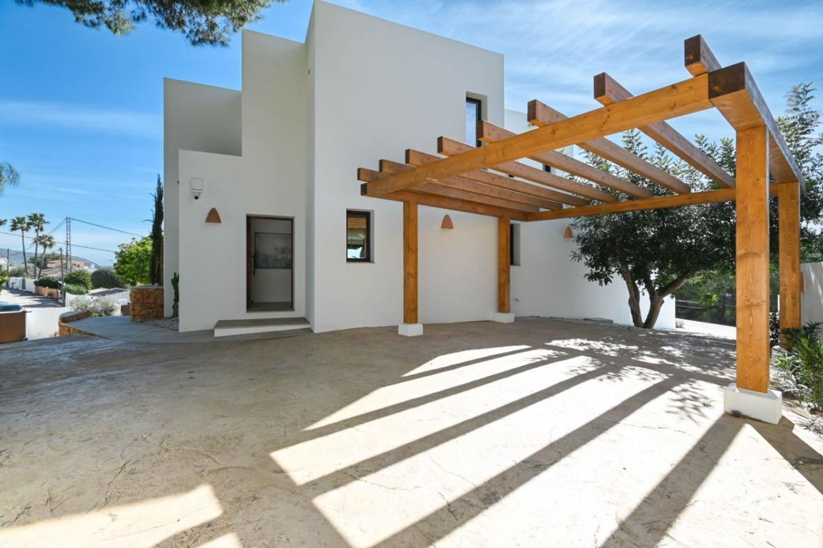 Venta de chalet independiente en Casa o chalet en Pinar de Advocat-Cometa, Moraira, Moraira
 photo 4