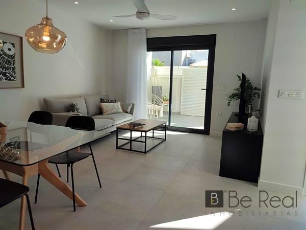 Sale of flat in Town Zone, Pilar de la Horadada
 photo 2