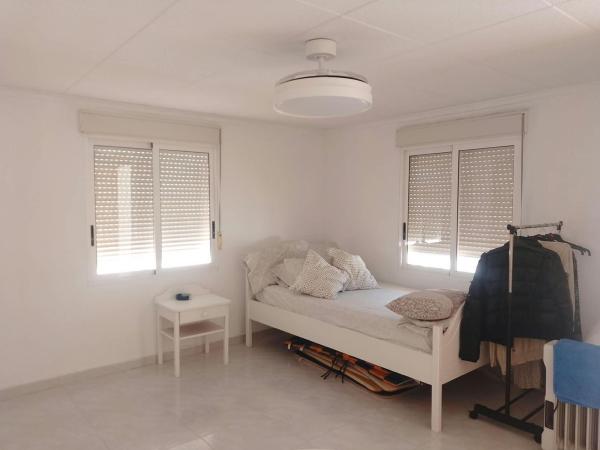 Casa o chalet independiente en Avenida Deva, 93, La Siesta - El Salado - Torreta, Torrevieja photo 1