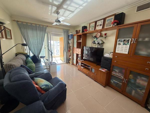 Sprzedaż mieszkania w Piso en Avenida del Puerto, 33, Puerto Deportivo, Guardamar del Segura, Guardamar del Segura
 photo 1