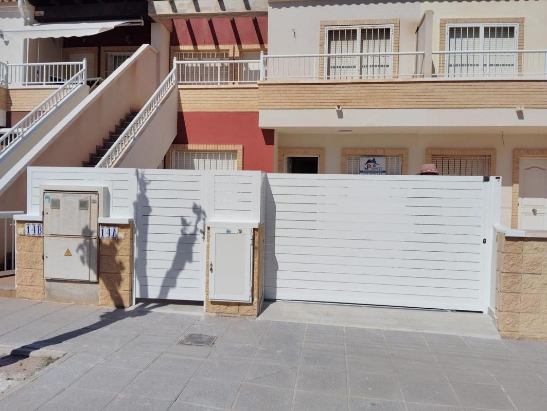 Sale of apartment in Piso en El Mojón, Pilar de la Horadada, Pilar de la Horadada
photo 2