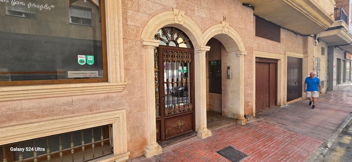 Venta de piso en Piso en Calle San Julián, 14, Puerto Deportivo, Torrevieja, Torrevieja
 photo 2