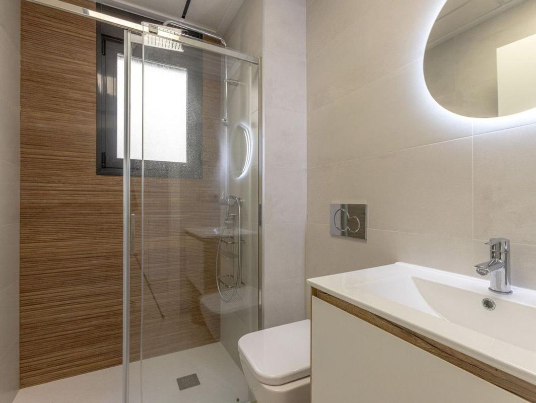 Sale of apartment in Piso en Antonio Machado, Torrevieja, Torrevieja
photo 3