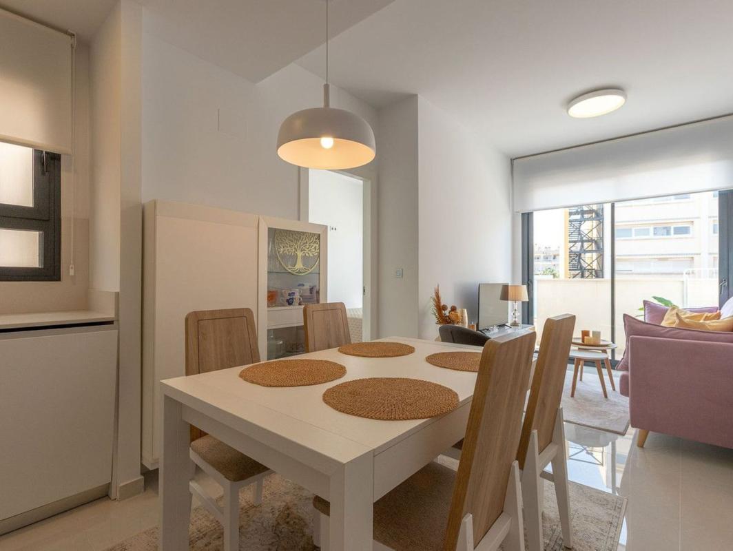 Sale of apartment in Piso en Antonio Machado, Torrevieja, Torrevieja
photo 4