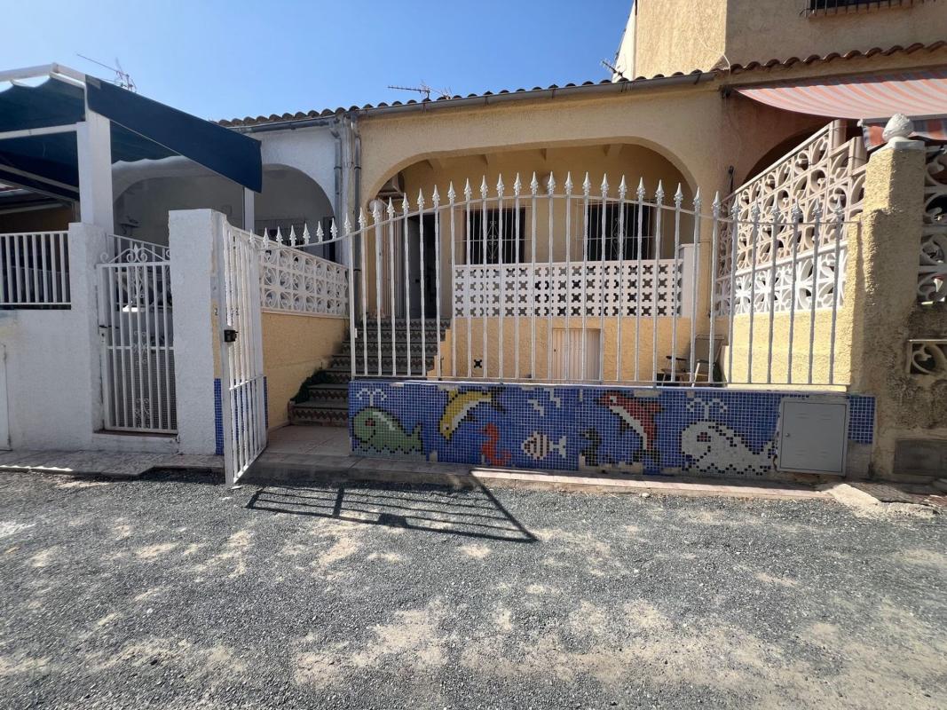Sale of townhouse in Chalet adosado en Parque del Mundo, San Fulgencio , San Fulgencio photo 2