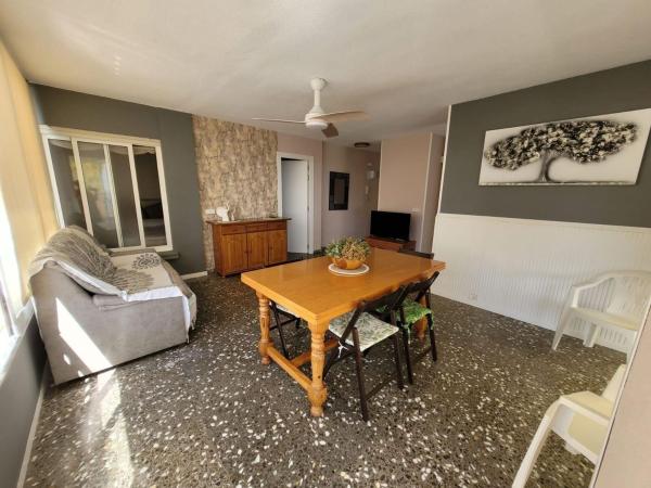 Sale of flat in Piso en El Palmeral-Urbanova-Tabarca, Alicante / Alacant, Alicante
 photo 1