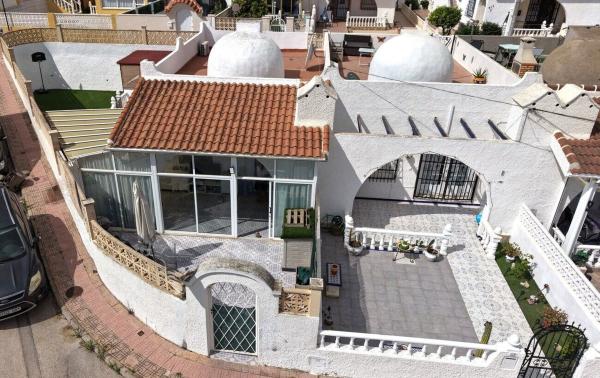 Chalet wolnostojący na sprzedaż w Casa o chalet en Blue Lagoon - Galán, San Miguel de Salinas, San Miguel de Salinas thumbnail 1