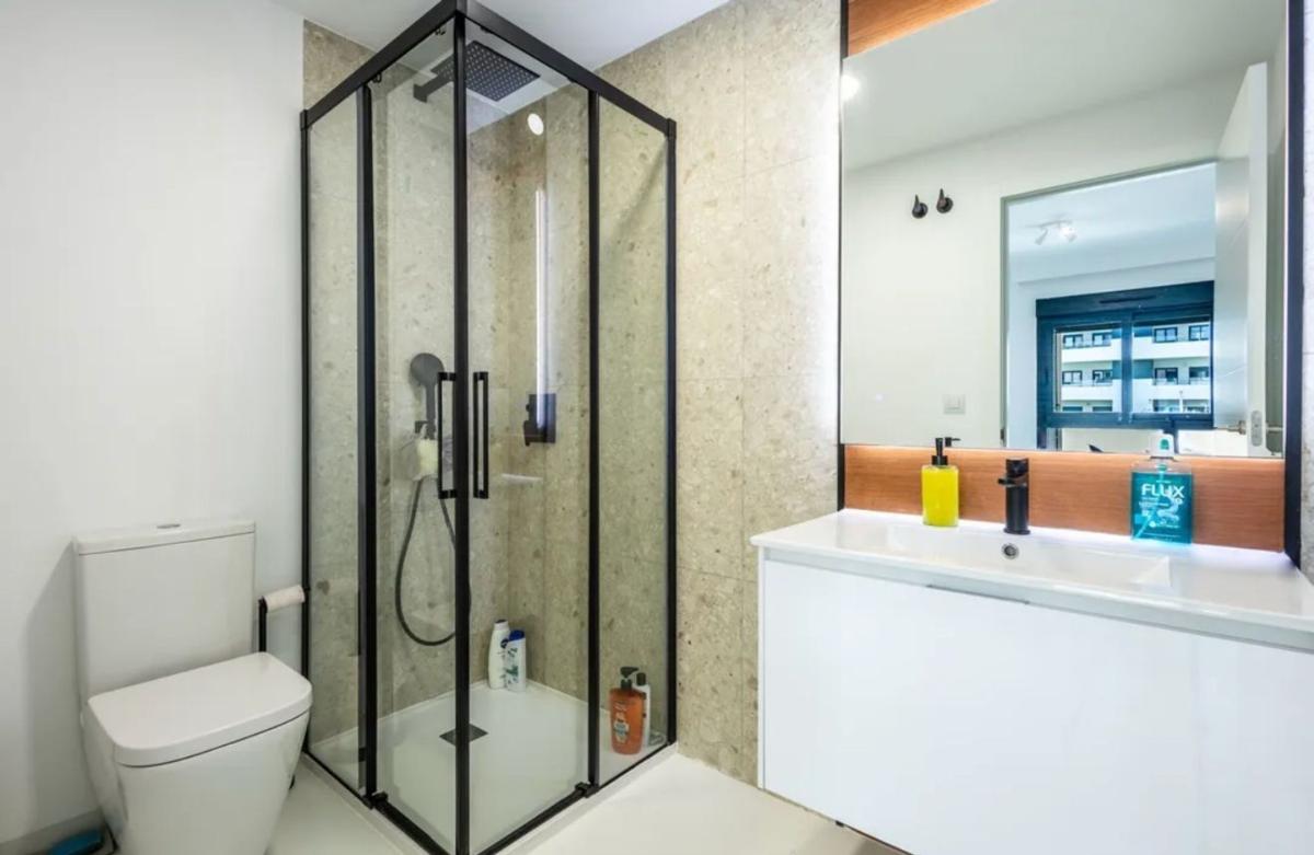Продажа квартиры на Piso en Avenida de las Cortes Valencianas, 29, Parque Acuático - Sector 25, Torrevieja, Торревьеха
photo 1