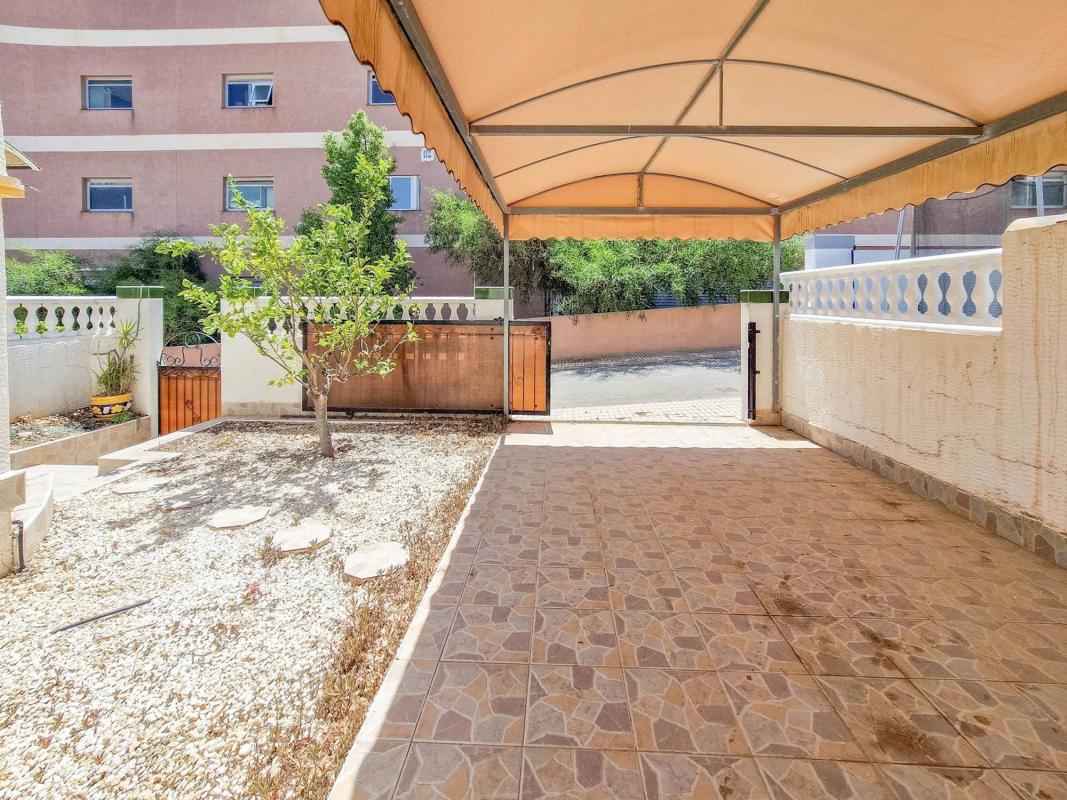 Venta de chalet adosado en Chalet adosado en Calle Ruidera, Los Balcones - Los Altos del Edén, Torrevieja , Torrevieja photo 4