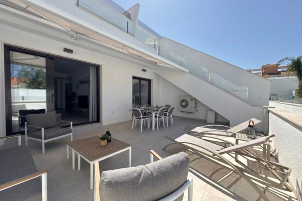 Venta de piso en Piso en Avenida Cofradías, Zona Pueblo, Pilar de la Horadada, Pilar de la Horadada
thumbnail 1