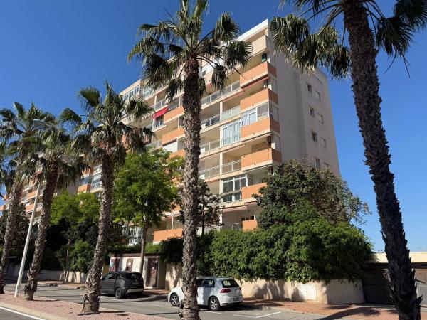 Sprzedaż mieszkania w Piso en Avenida del Puerto, Puerto Deportivo, Guardamar del Segura, Guardamar del Segura
thumbnail 2