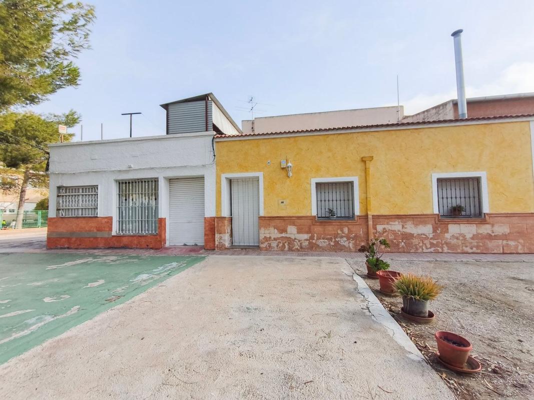 Propiedades en venta y alquiler en España photo 2