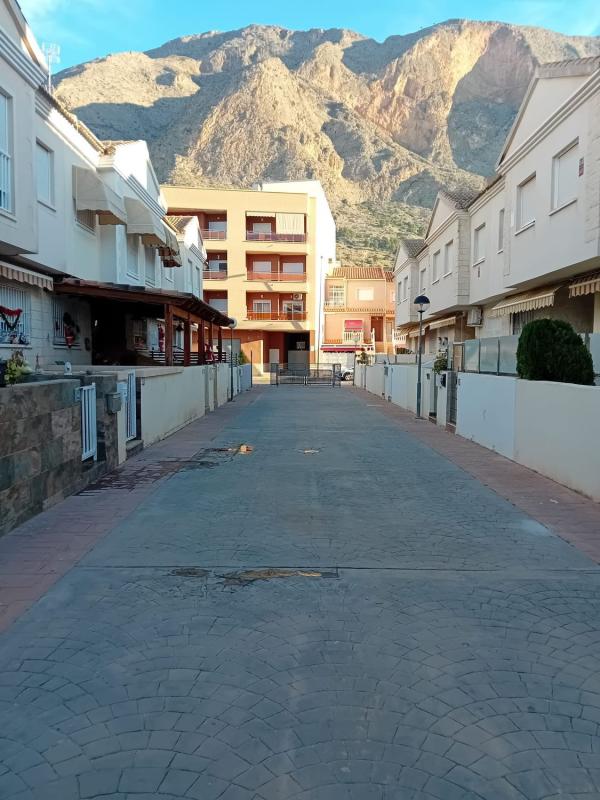 Venta de chalet independiente en Casa o chalet en Calle Mirasierra, Redovan, Redovan
photo 1