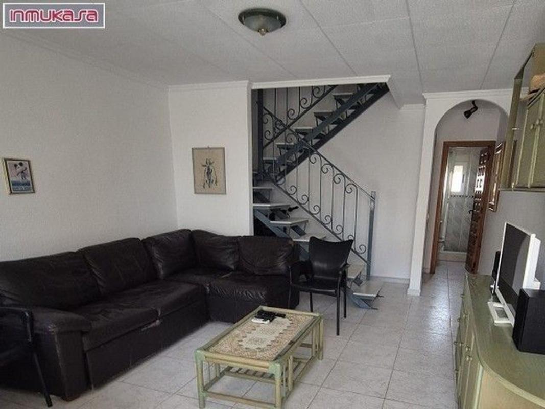 Sale of townhouse in Chalet adosado en San Fulgencio , San Fulgencio photo 2