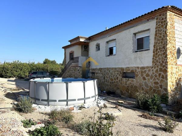 Independent chalet for sale in Casa o chalet en Benferri, Benferri
 photo 1