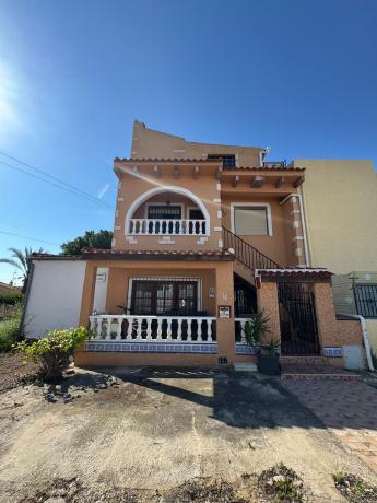Chalet adosado en Ur Marina-rosita, San Fulgencio photo 2