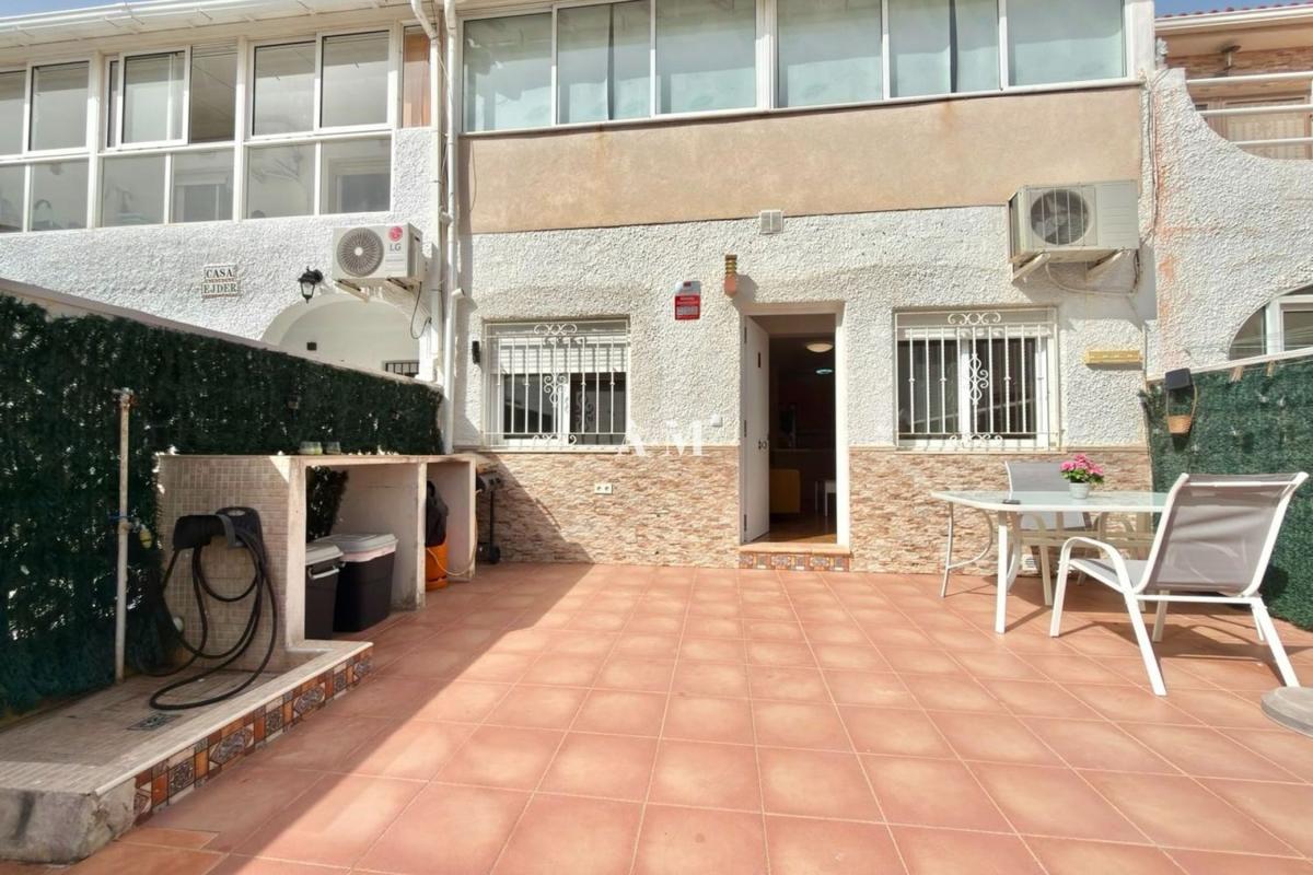 Properties for sale and rent in Spain photo 2