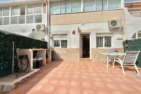 Chalet pareado en Cabo Cervera, Torrevieja photo 2