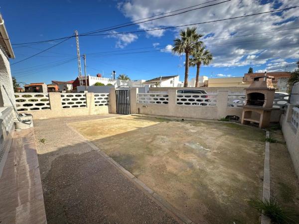 Chalet adosado en Avenida de la Luz, Monte Zenia, Orihuela thumbnail 1