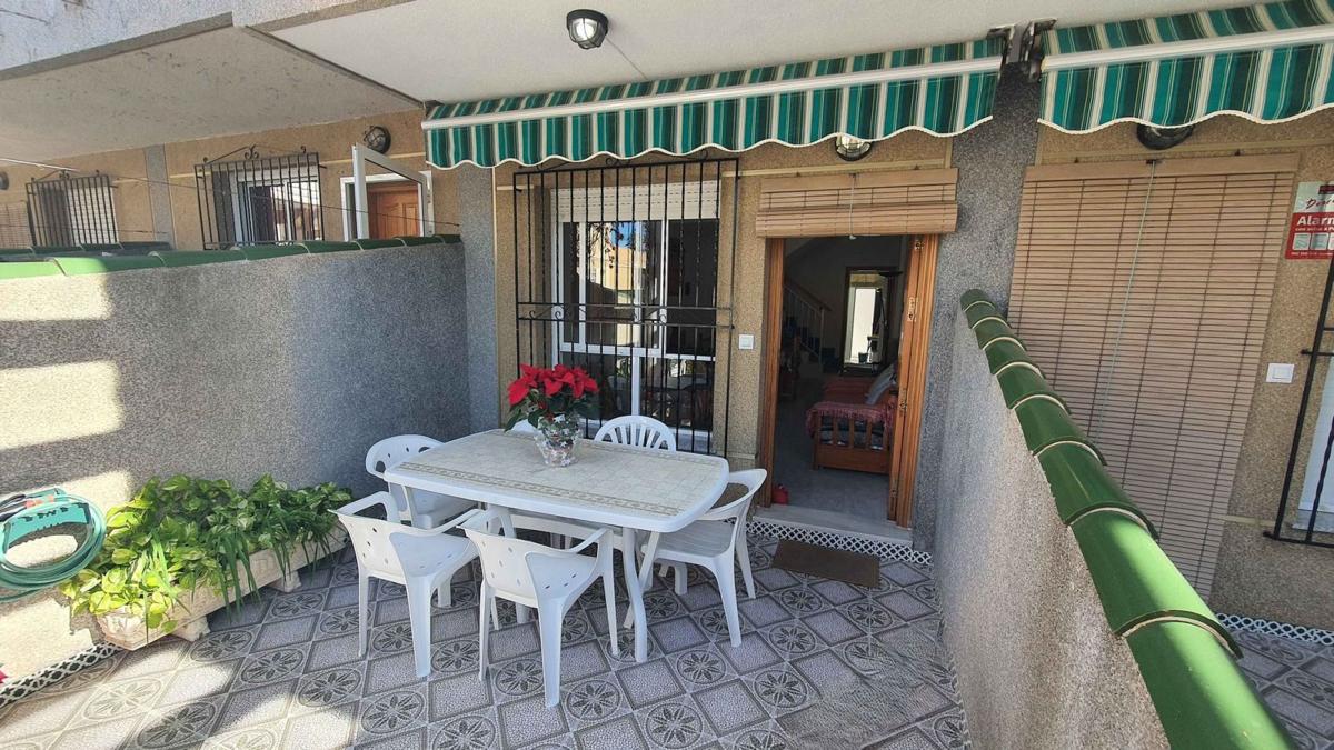 Venta de chalet adosado en Chalet adosado en Calle Velázquez, 53, Torre de la Horadada, Pilar de la Horadada , Pilar de la Horadada photo 3